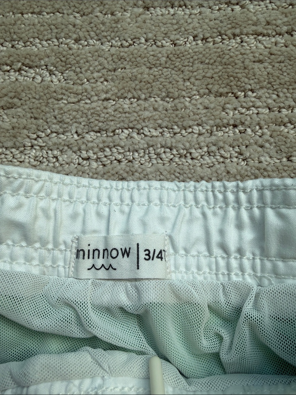 Boys Minnow Swim Trunks size 3/4T - Picture 3 of 3